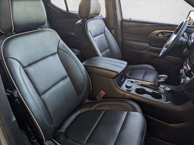 Certified 2023 Chevrolet Traverse Premier w/ Redline Edition image 24