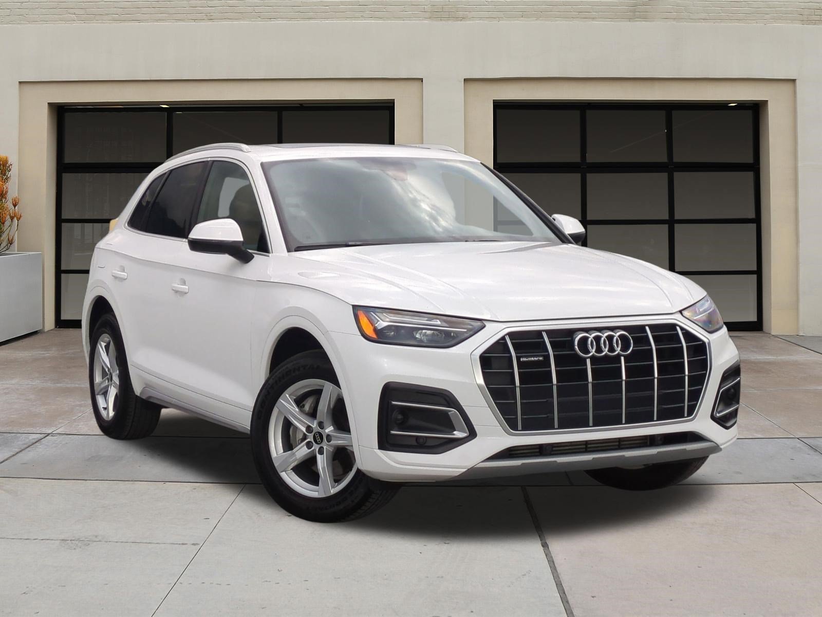 Used 2023 Audi Q5 2.0T Premium w/ Convenience Package AWD/4WD image 33