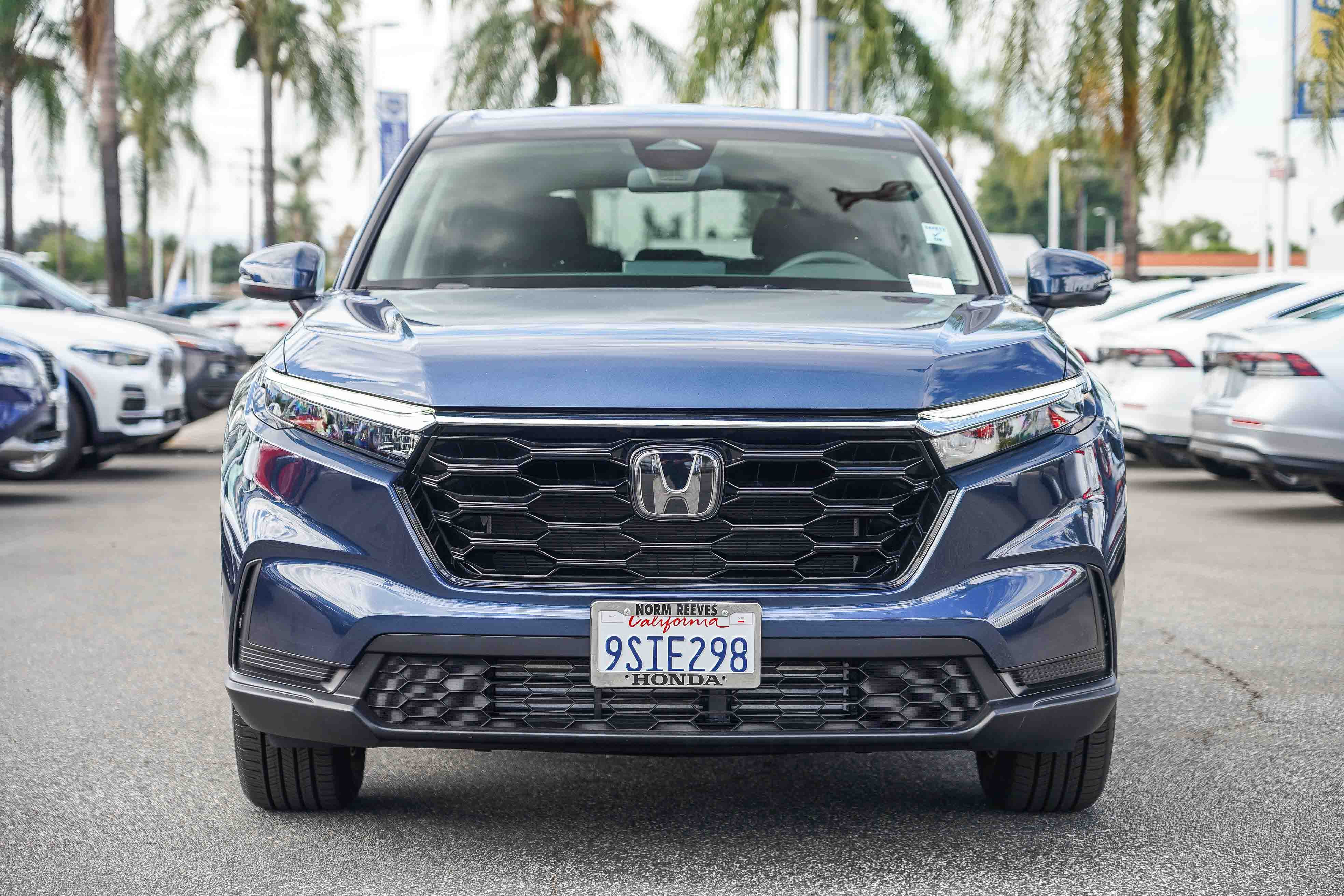 Used 2025 Honda CR-V EX image 4