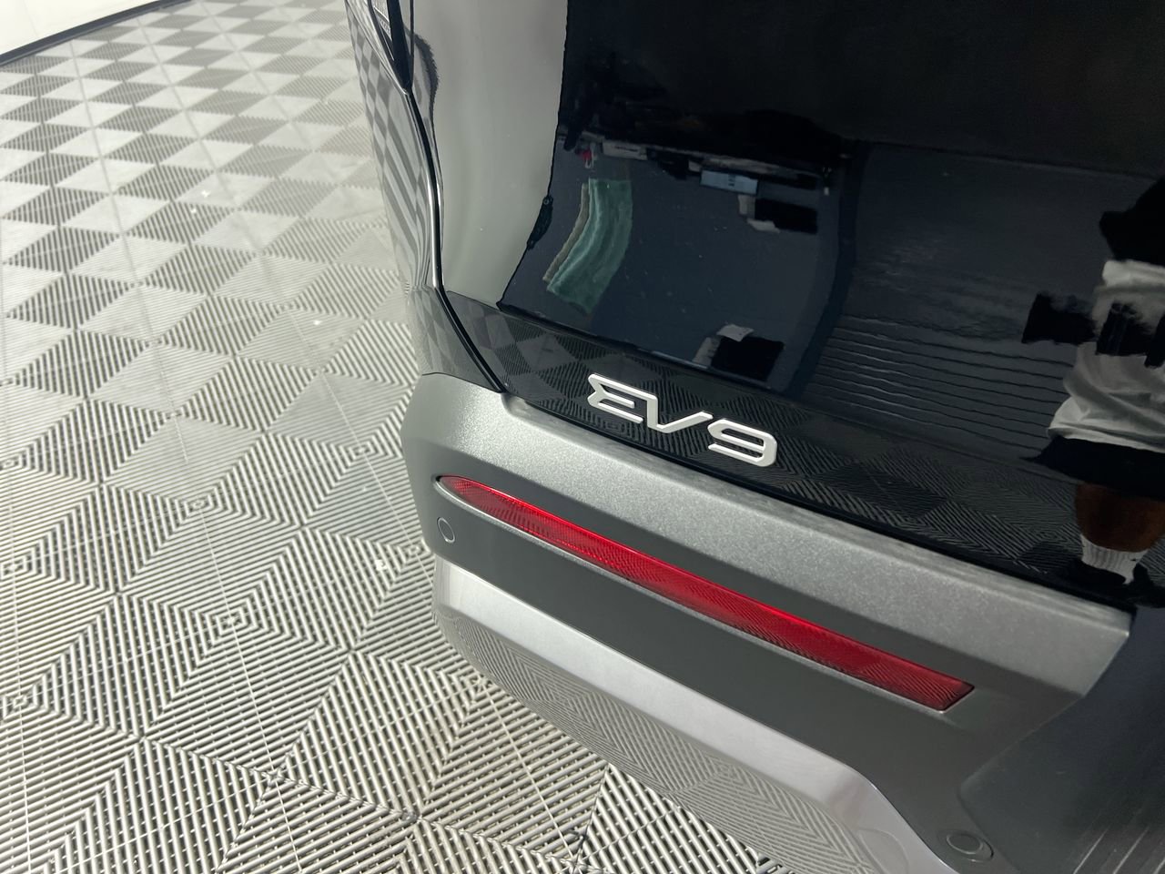 New 2026 Kia EV9 Light image 5