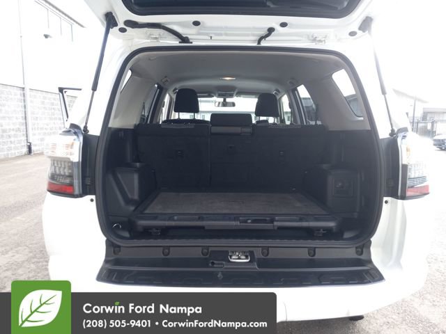 Used 2017 Toyota 4Runner SR5 image 28