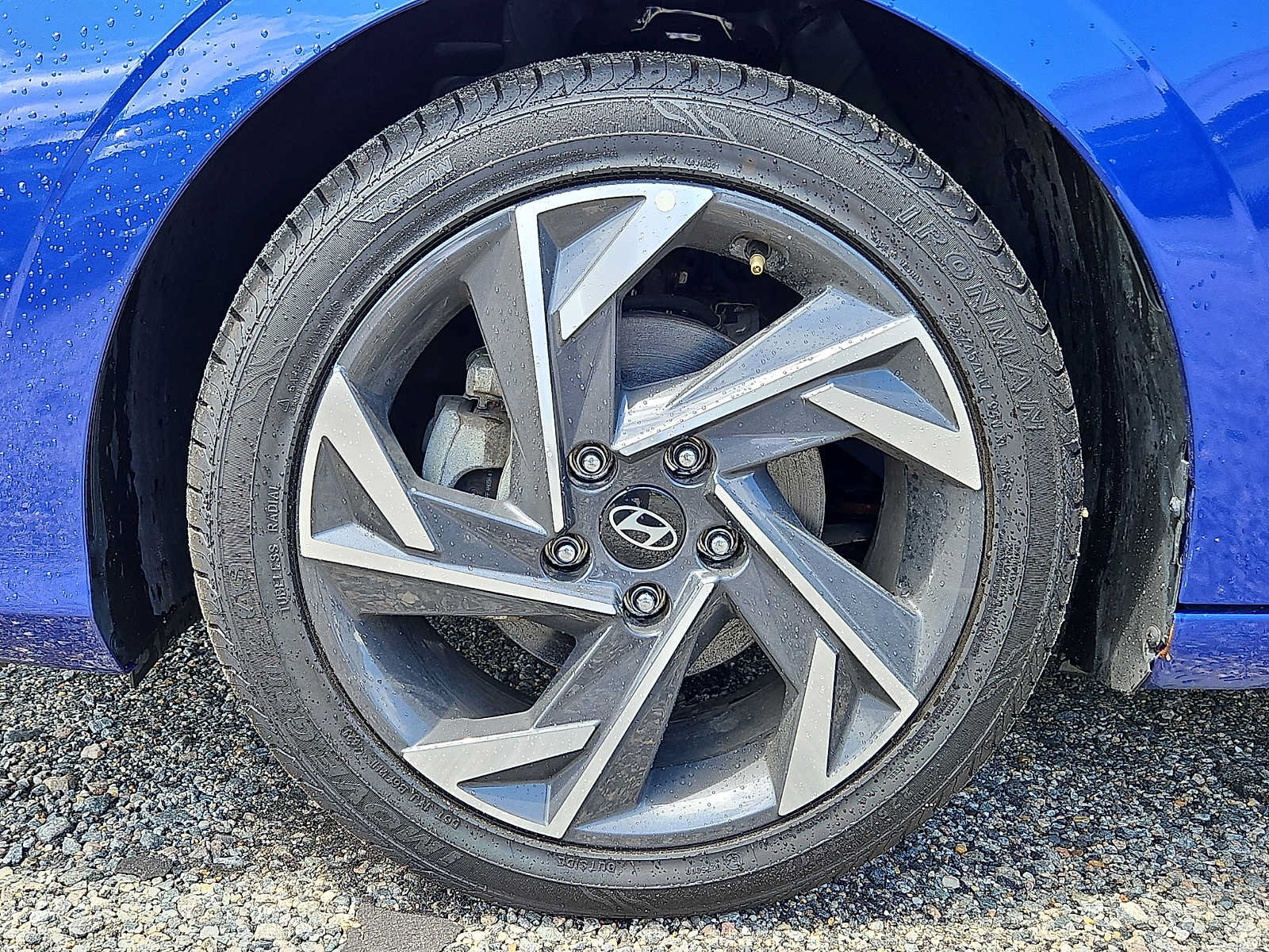 Used 2025 Hyundai Elantra SEL FWD image 8