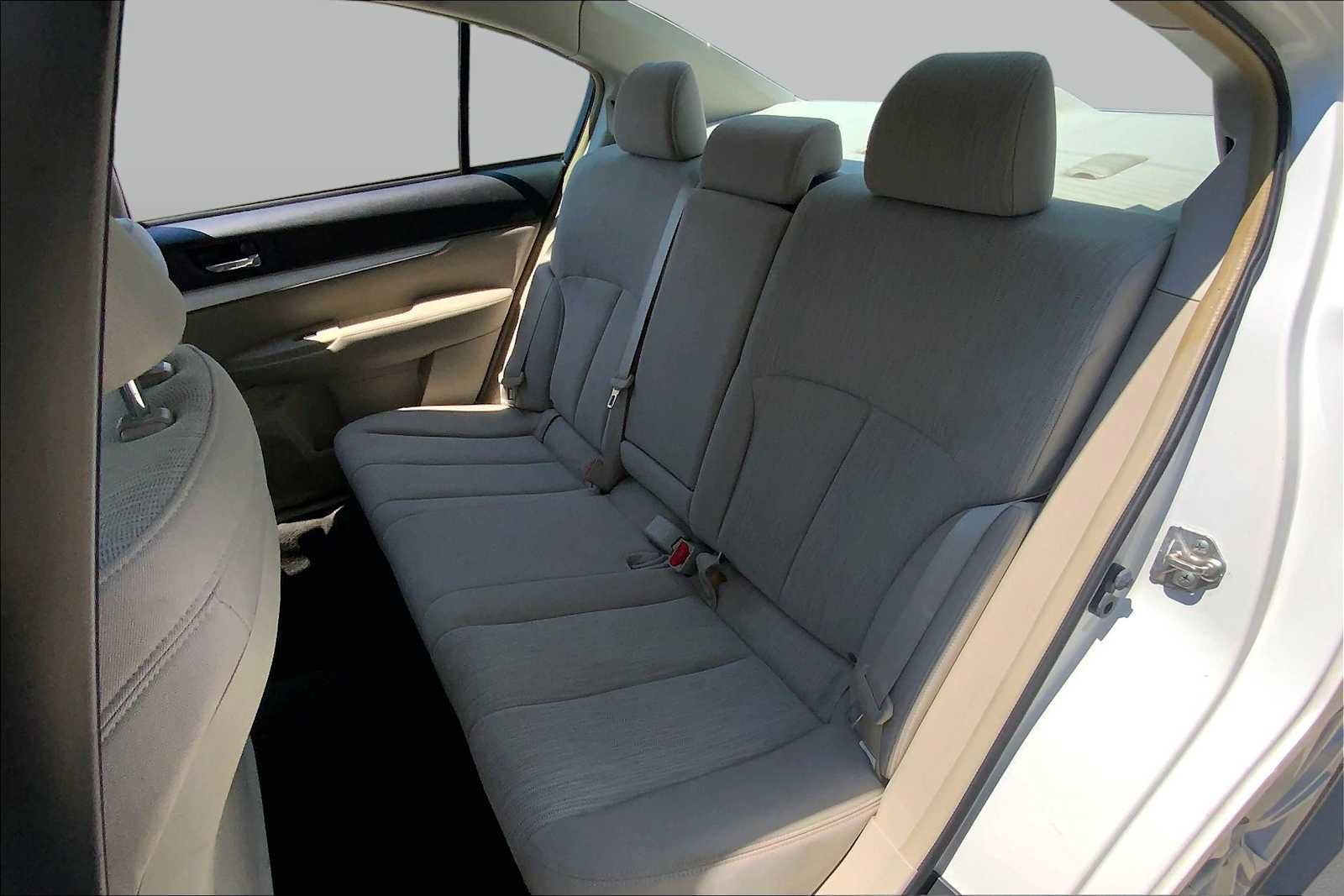 Used 2014 Subaru Legacy 2.5i Premium AWD/4WD image 20