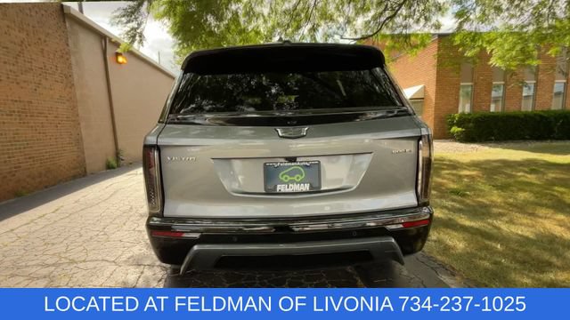 Used 2026 Cadillac Vistiq Sport w/ LPO, Floor Liner Package AWD/4WD image 7