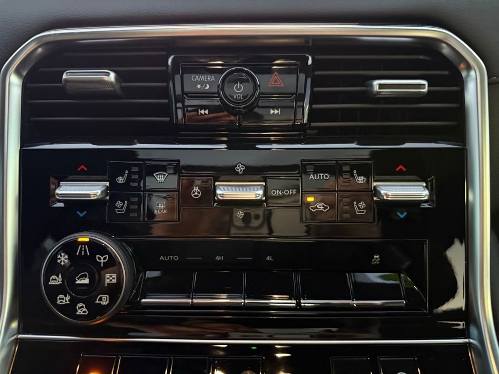 Certified 2025 Nissan Armada Platinum Reserve AWD/4WD image 28