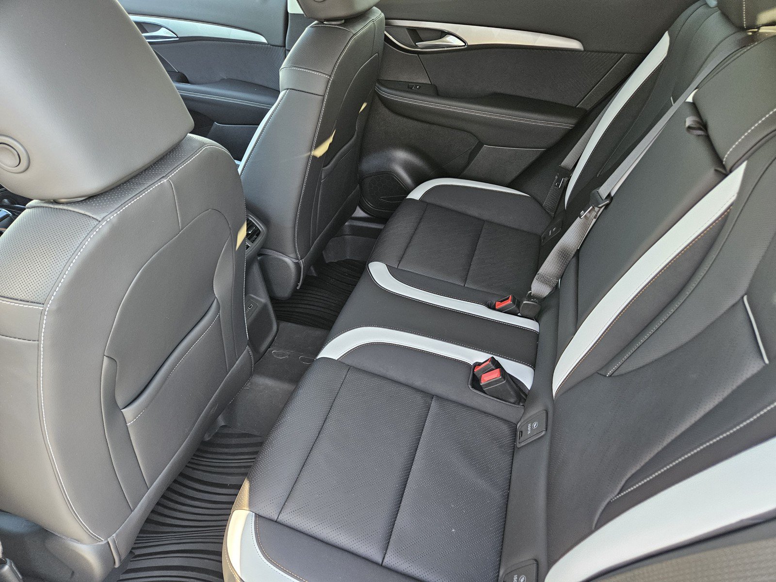 New 2026 Buick Envision Sport Touring AWD/4WD image 20