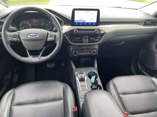 Used 2022 Ford Escape SEL image 3