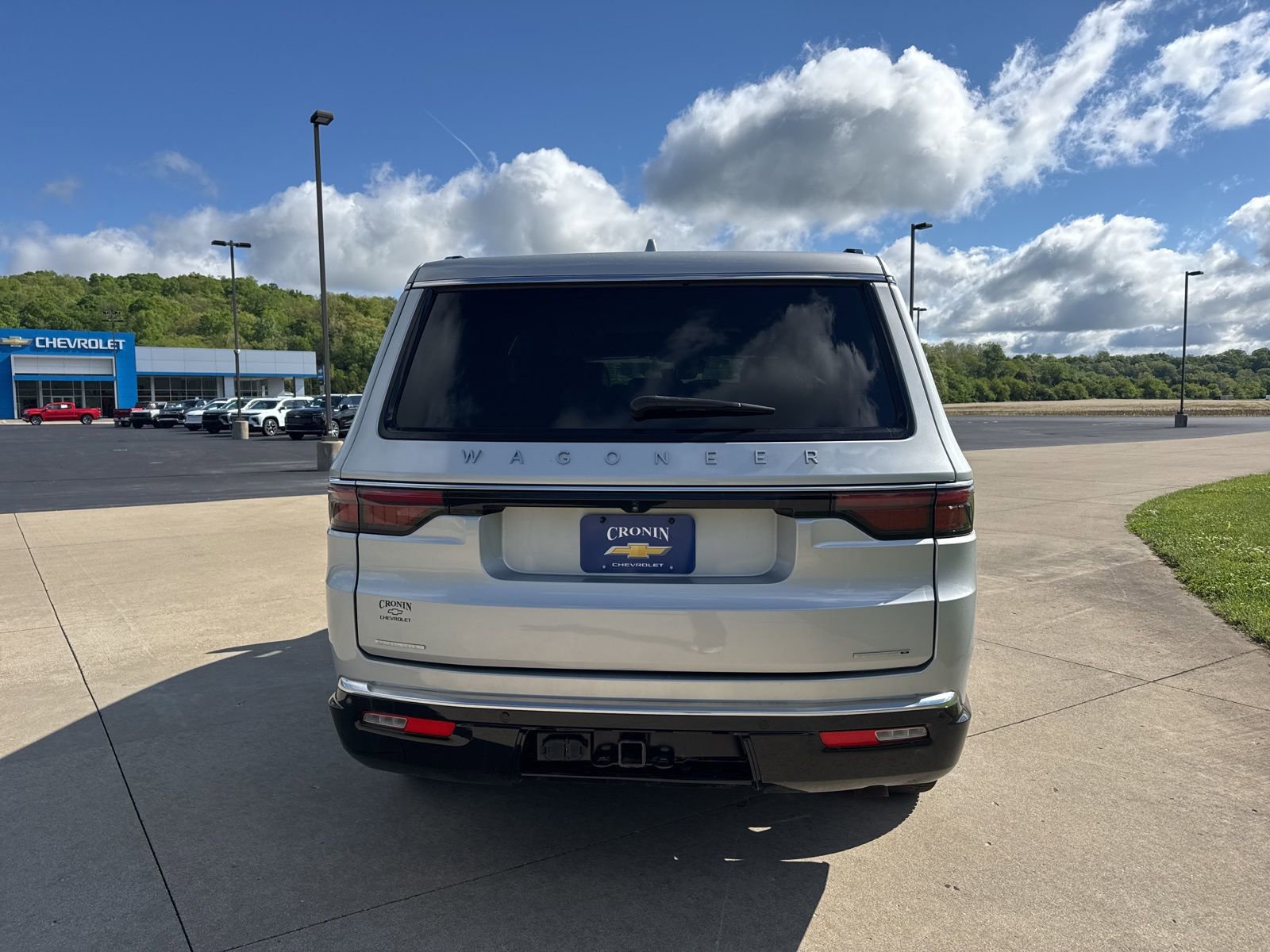 Used 2022 Jeep Wagoneer Series II w/ Premium Group I AWD/4WD image 7