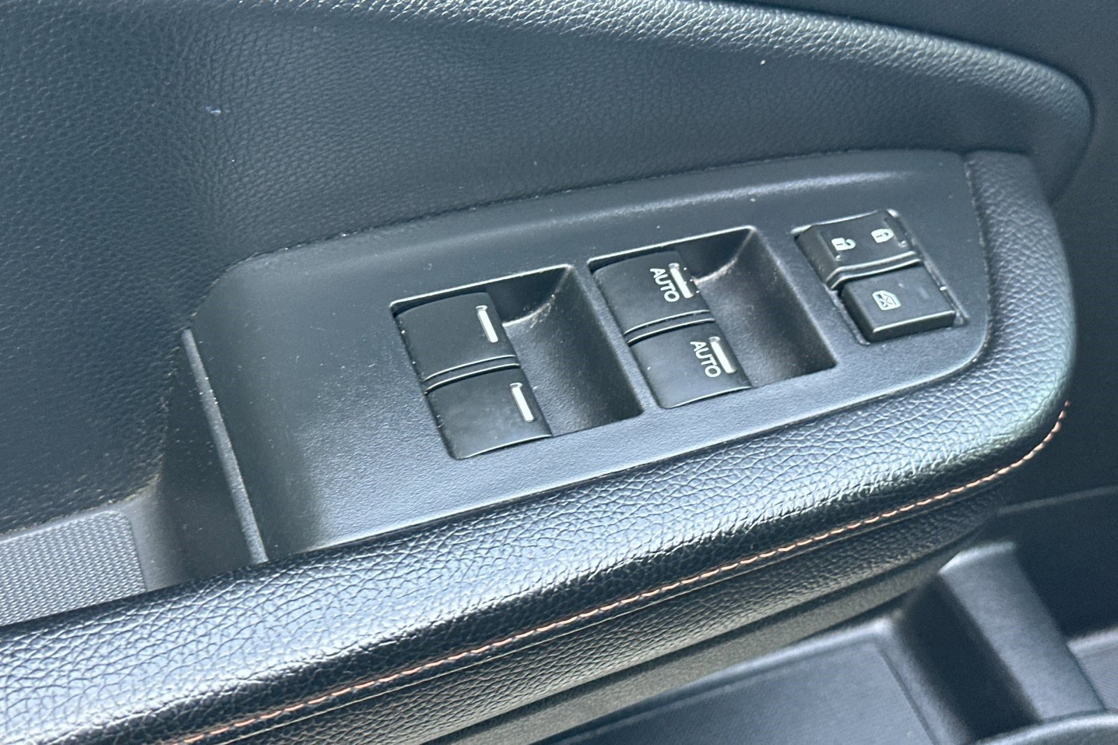 Used 2022 Honda Pilot TrailSport image 13