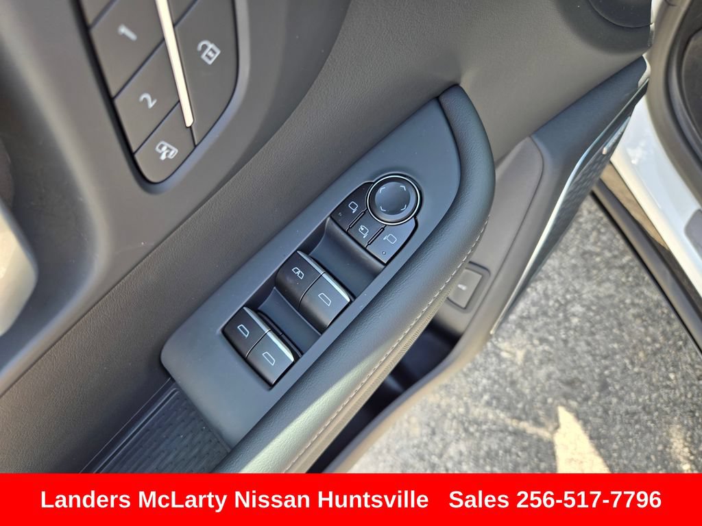 Used 2026 Buick Enclave Sport Touring w/ Power Package FWD image 24