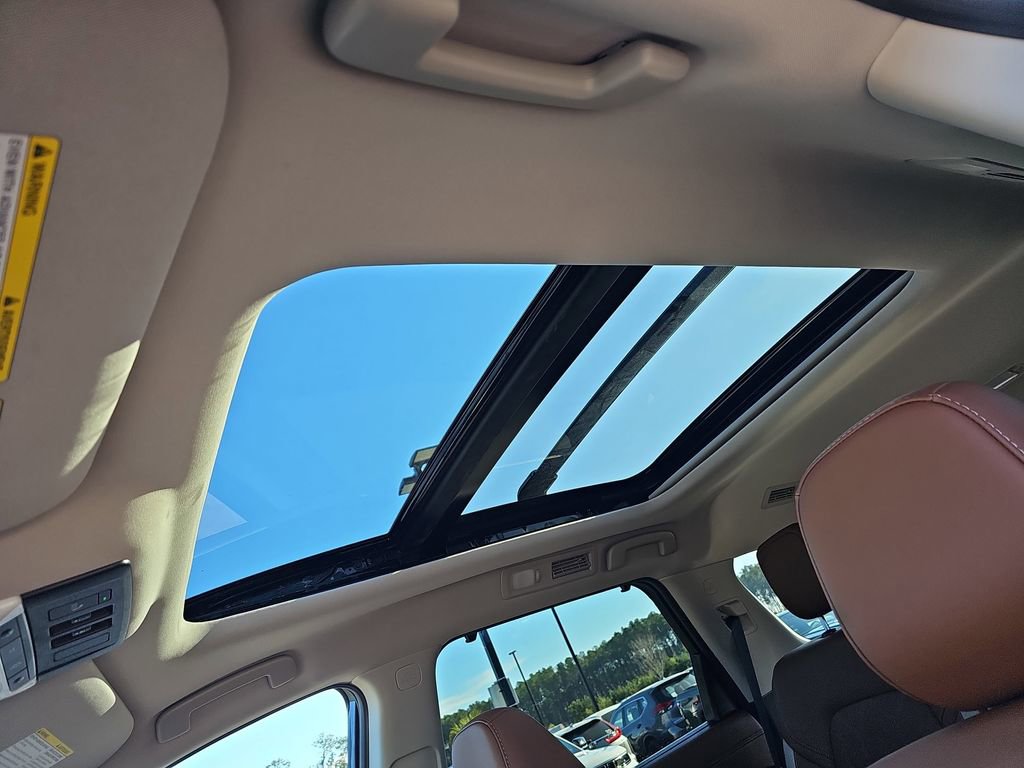 New 2026 Nissan Pathfinder Platinum image 33