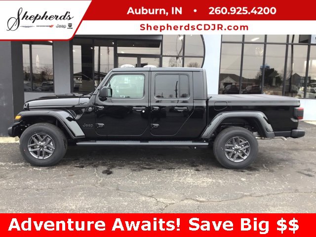 New 2025 Jeep Gladiator Sport video 1