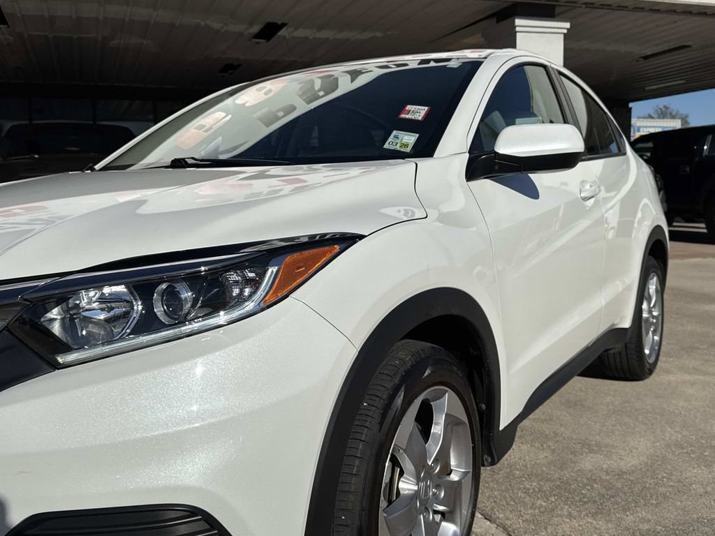 Used 2021 Honda HR-V LX image 6