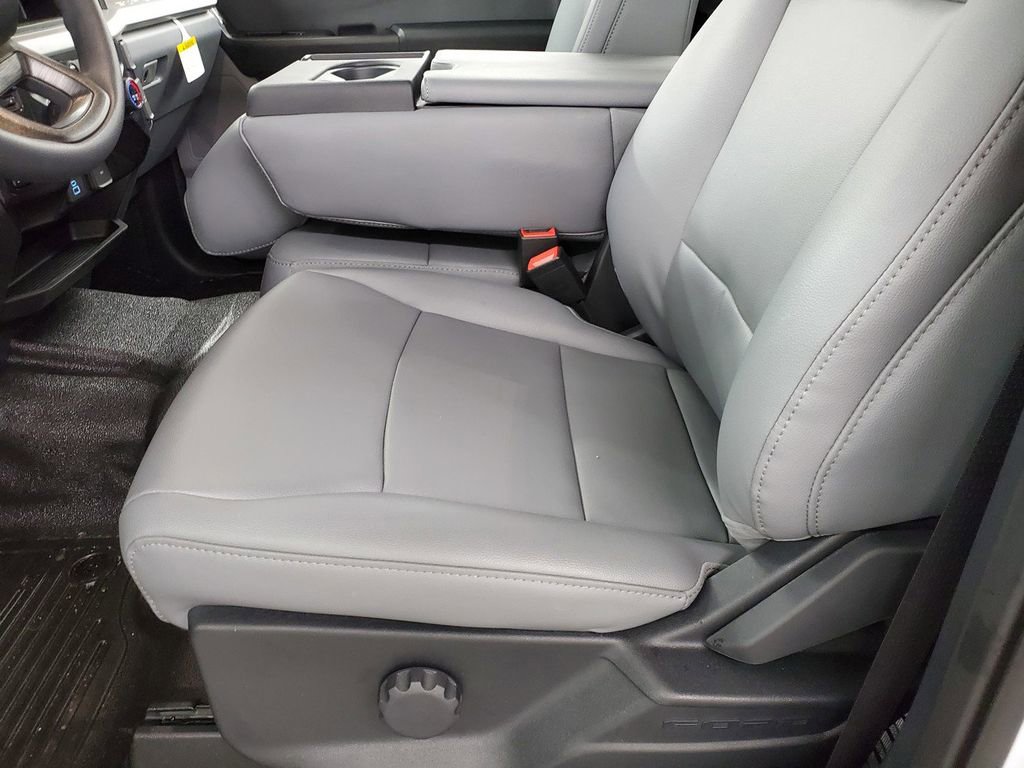 New 2026 Ford F350 XL w/ XL Off-Road Package image 13
