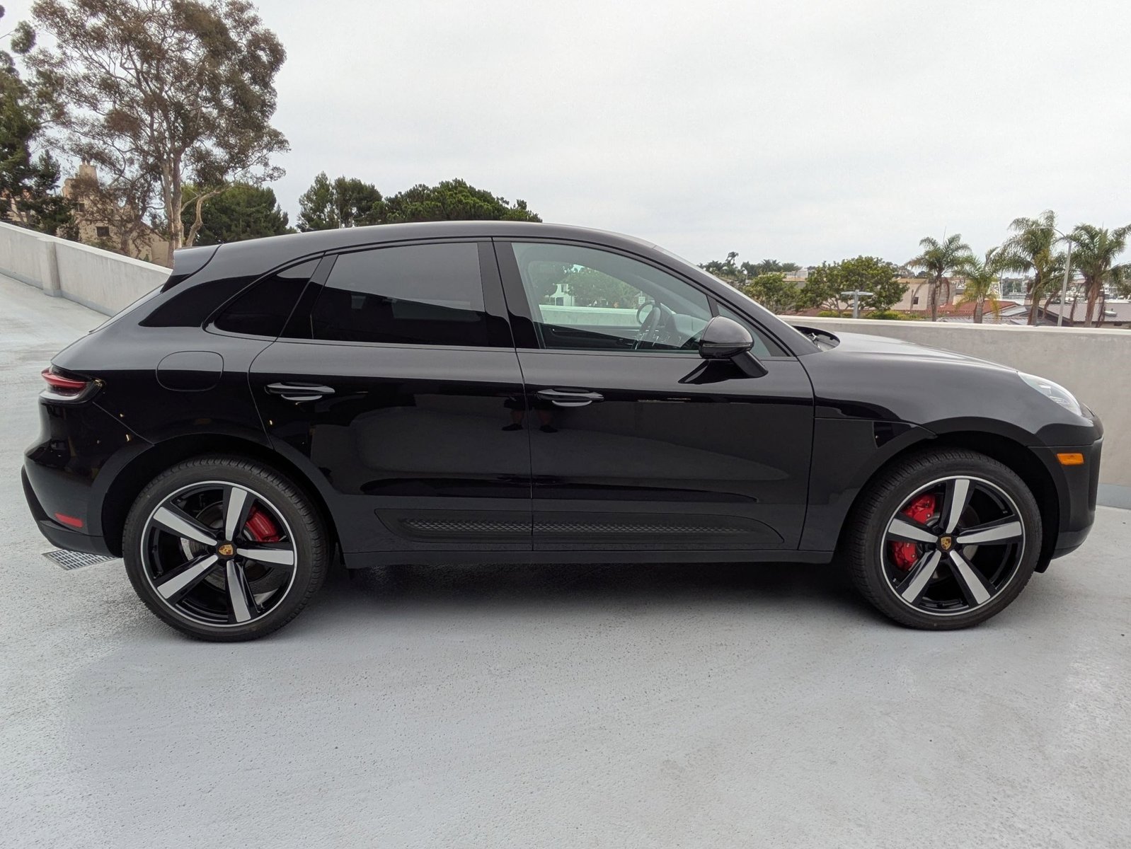 New 2025 Porsche Macan S AWD/4WD image 8