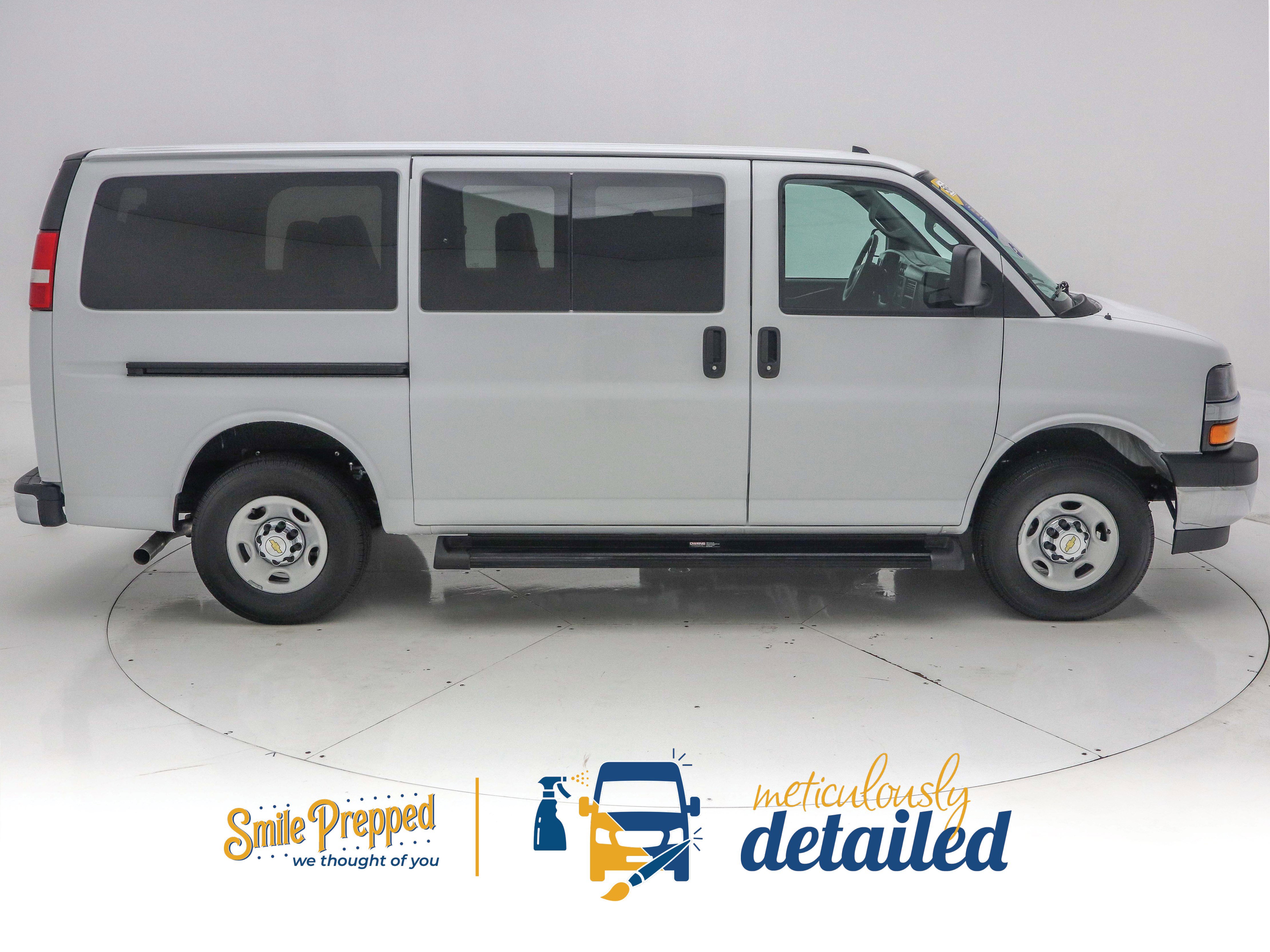 Used 2024 Chevrolet Express 2500 image 2