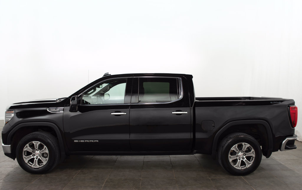 Used 2025 GMC Sierra 1500 SLT AWD/4WD image 5