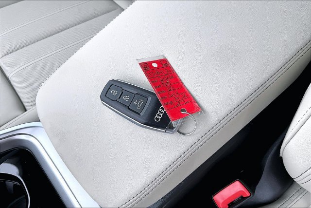 New 2026 Audi Q5 Premium Plus AWD/4WD image 10