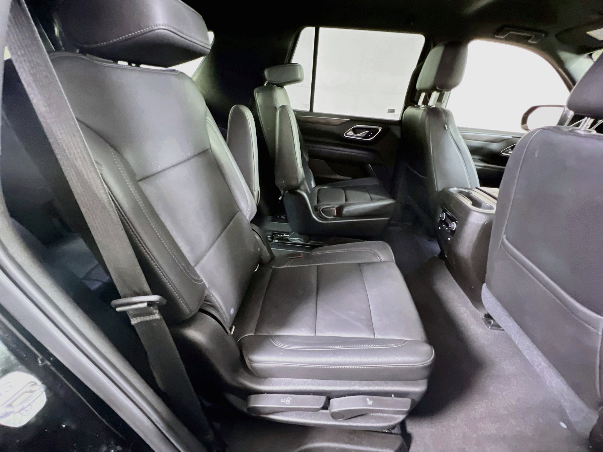 Used 2021 Chevrolet Tahoe Z71 AWD/4WD image 26