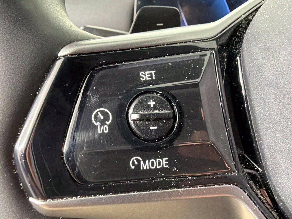 Used 2024 BMW 540i xDrive w/ Premium Package AWD/4WD image 21