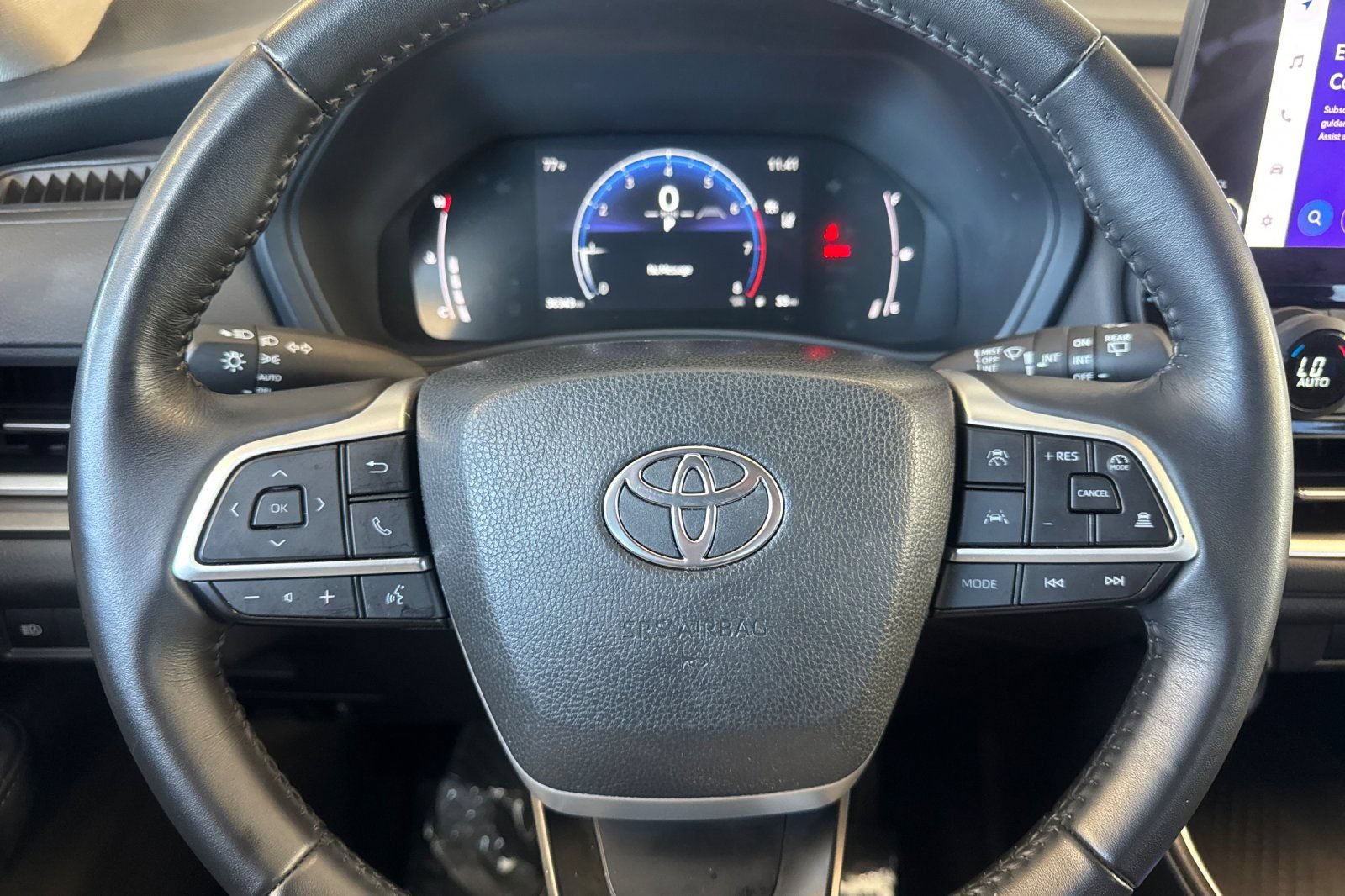 Used 2025 Toyota Grand Highlander FWD image 34