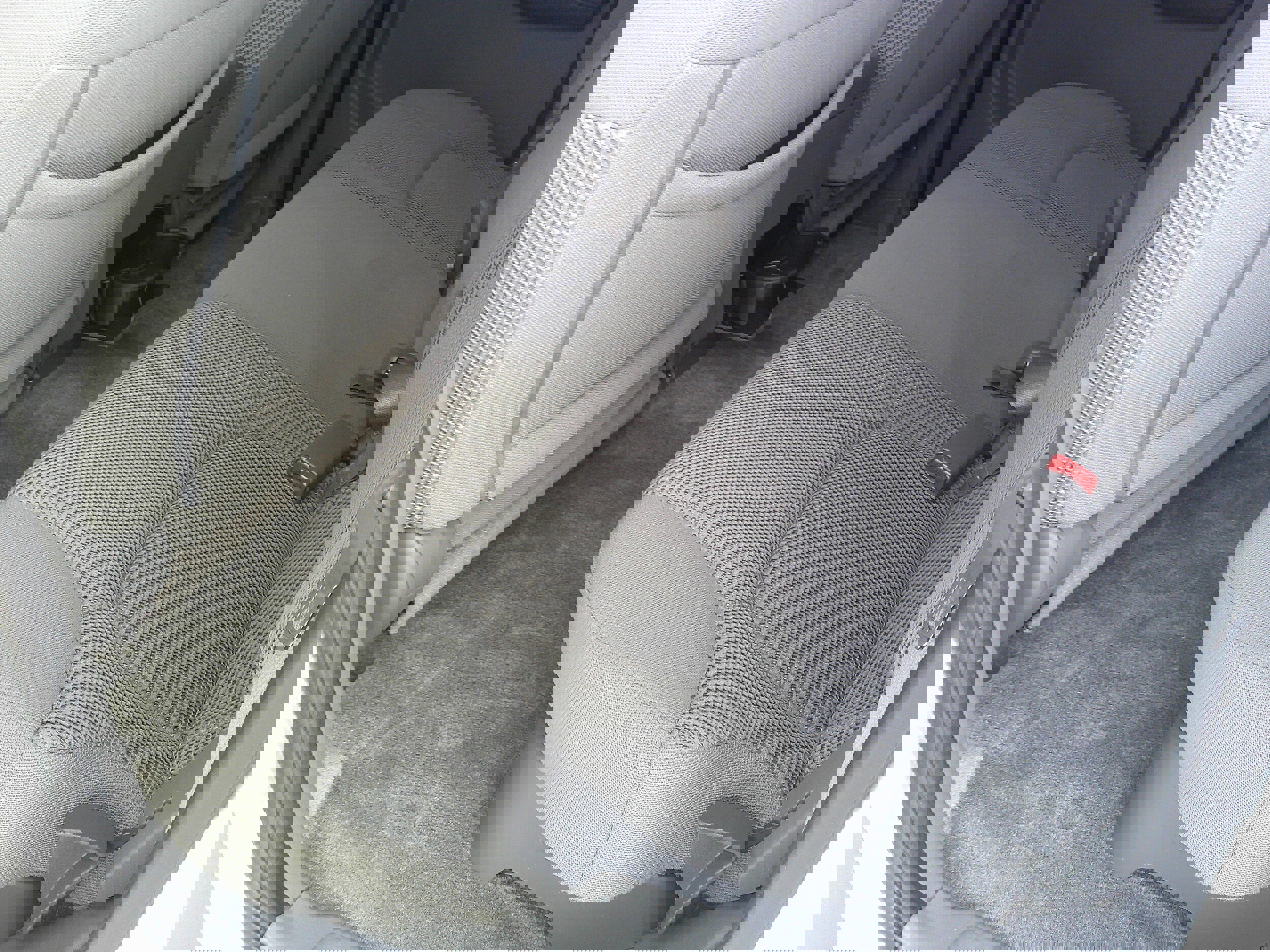 Used 2018 Nissan Frontier SV image 32