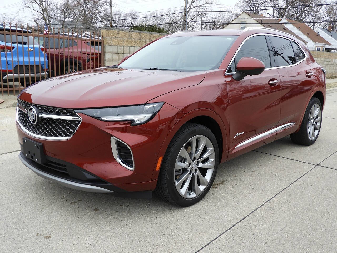 Used 2022 Buick Envision Avenir w/ Technology Package II image 5