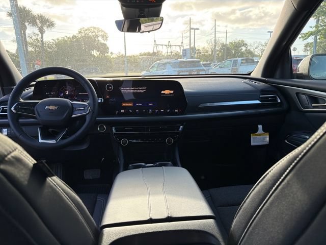 New 2026 Chevrolet Traverse LT w/ Sun and Wheel Package FWD image 25
