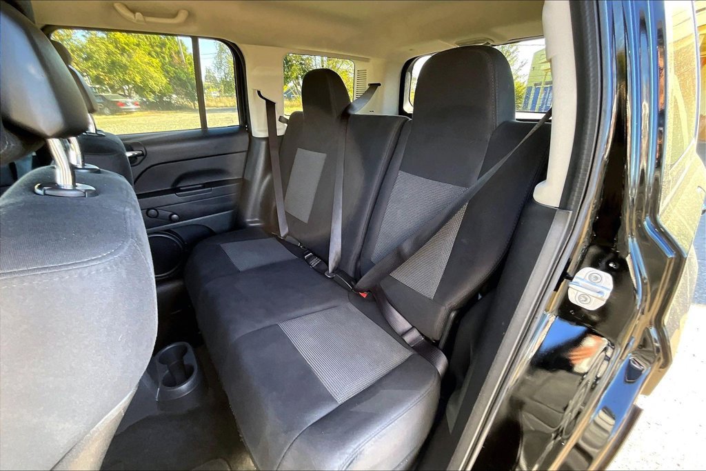 Used 2012 Jeep Patriot Sport FWD image 21