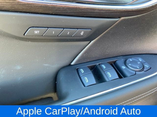 Used 2023 Buick Envision Avenir image 18