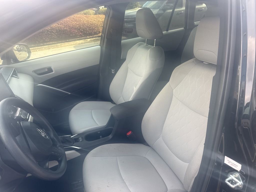 Used 2024 Toyota Corolla Cross L image 6