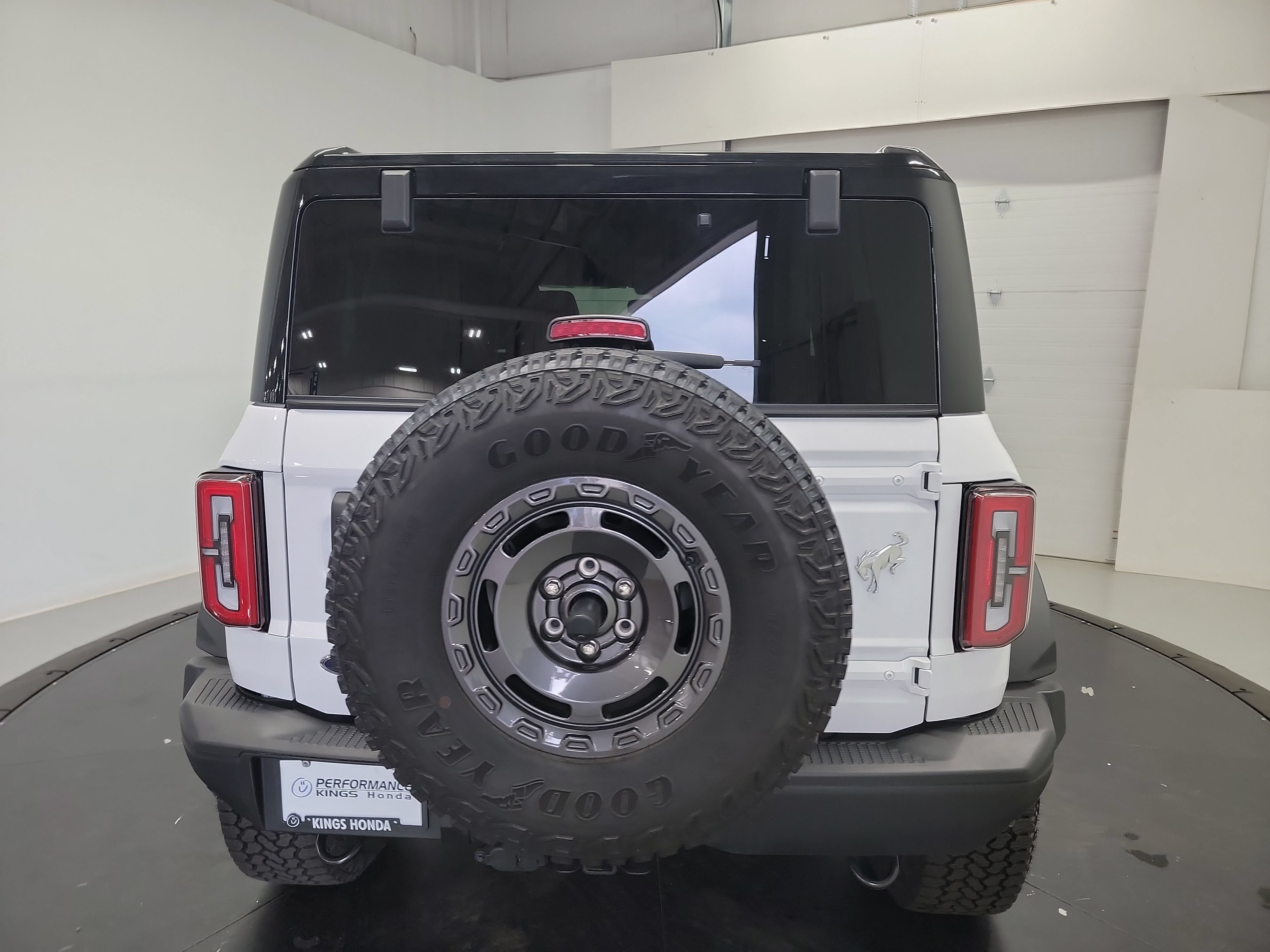 Used 2025 Ford Bronco Badlands AWD/4WD image 8