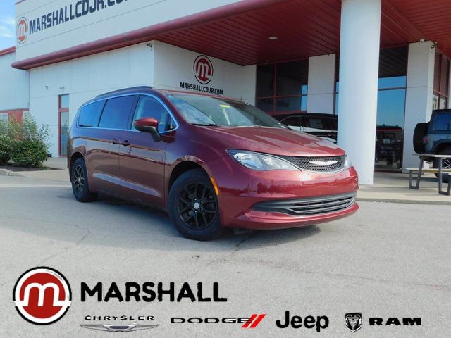 Certified 2020 Chrysler Voyager Lxi FWD image 1