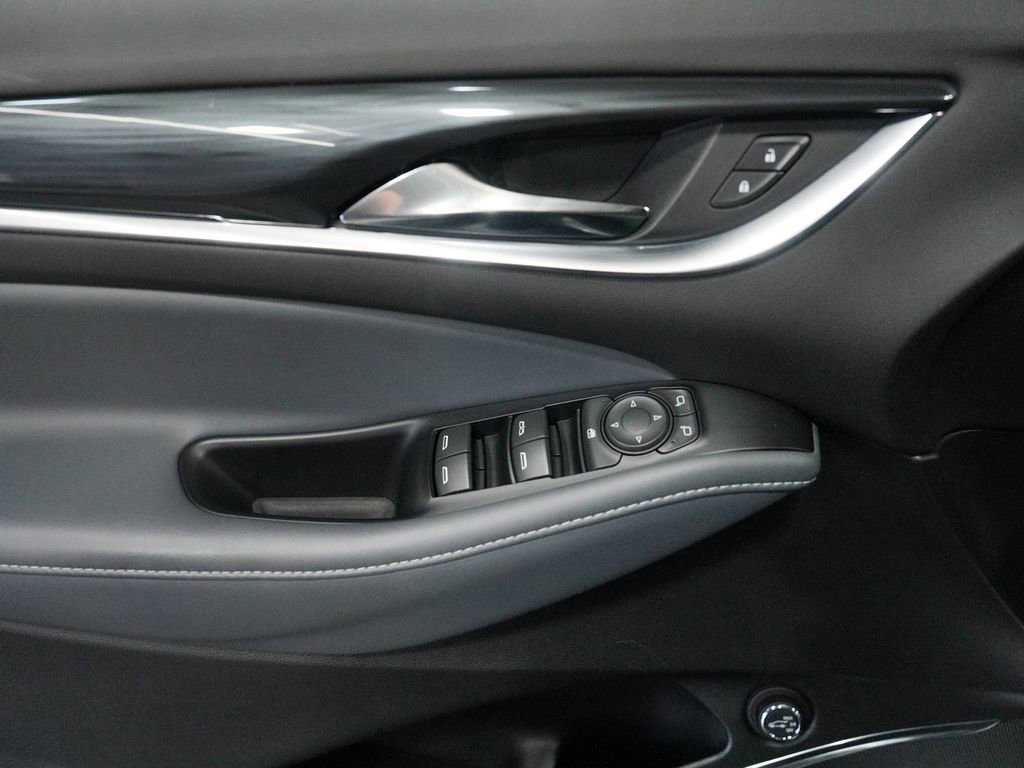 Used 2023 Buick Enclave Essence w/ Sport Touring Edition AWD/4WD image 12