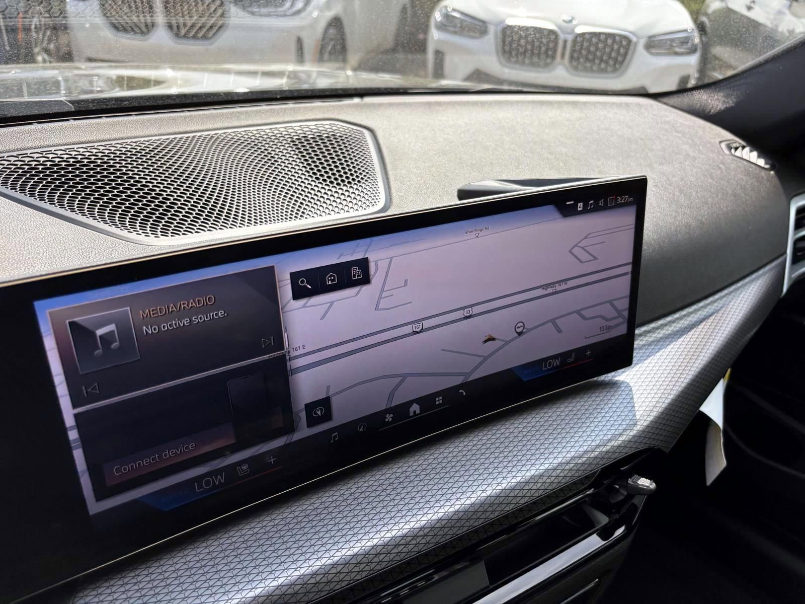 Used 2025 BMW 330i xDrive Sedan AWD/4WD image 19