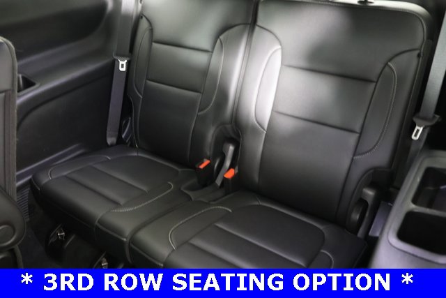 Used 2023 GMC Acadia SLT w/ Elevation Edition image 21