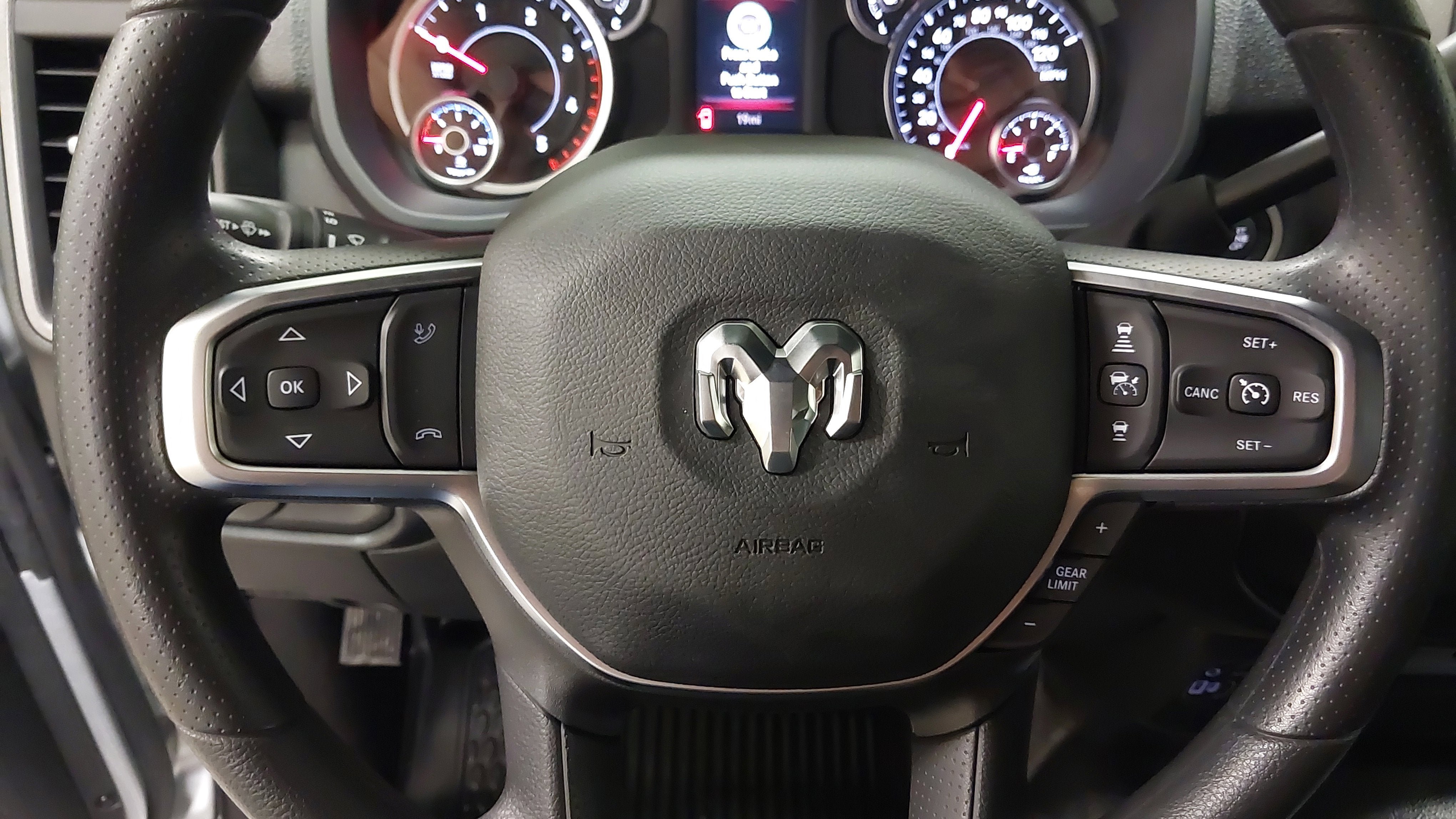 New 2026 RAM 2500 Tradesman AWD/4WD image 35