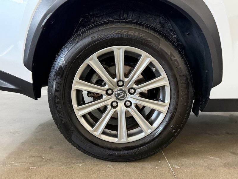Used 2018 Lexus NX 300 FWD w/ Comfort Package image 9