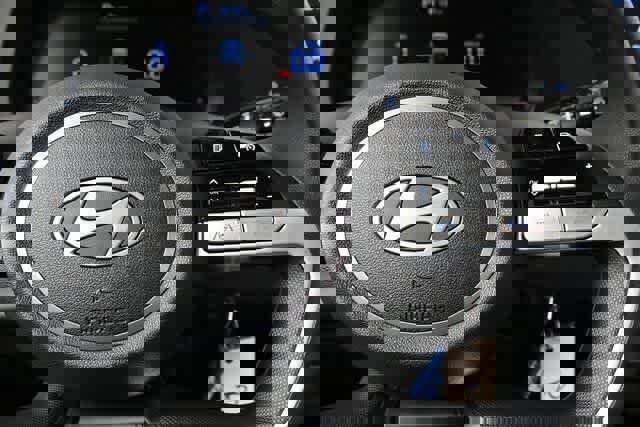 New 2026 Hyundai Elantra SE image 22