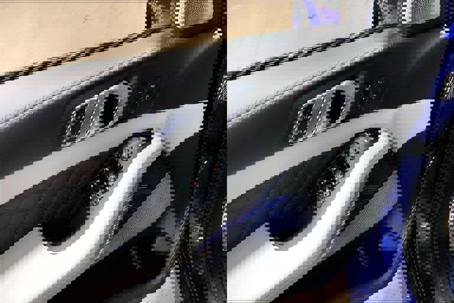 Used 2023 BMW X5 M w/ Competition Package image 37