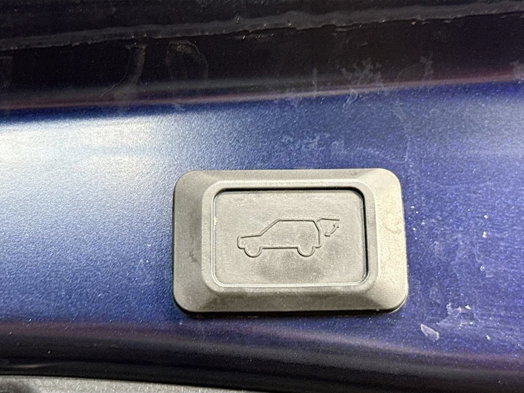 Used 2019 Toyota RAV4 Limited w/ Carpet Mat Package AWD/4WD image 29