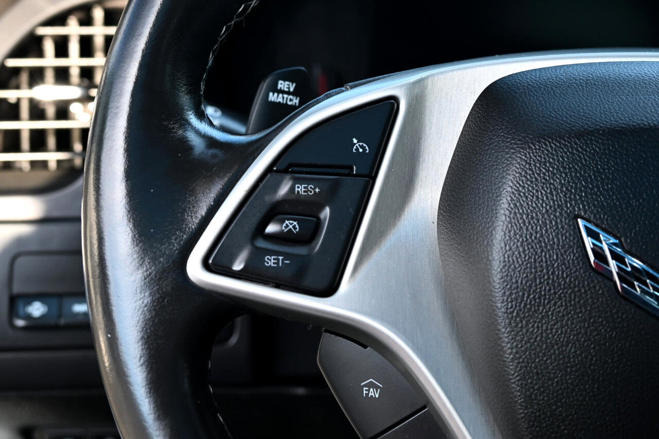 Used 2015 Chevrolet Corvette Stingray Coupe w/ 2LT Preferred Equipment Group image 23