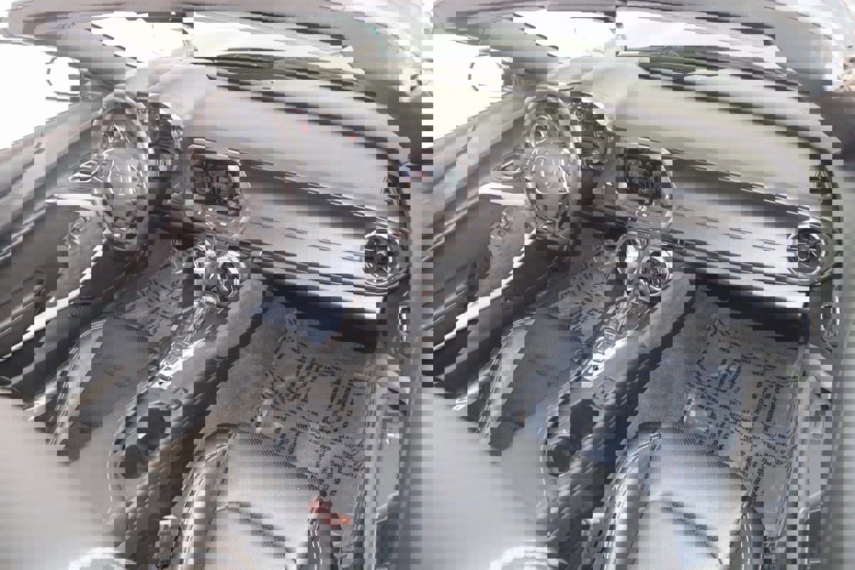 Used 2017 Chevrolet Camaro SS image 13