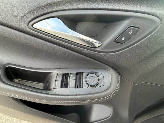 Used 2023 Buick Encore GX Preferred w/ Cold Weather Comfort Package image 22