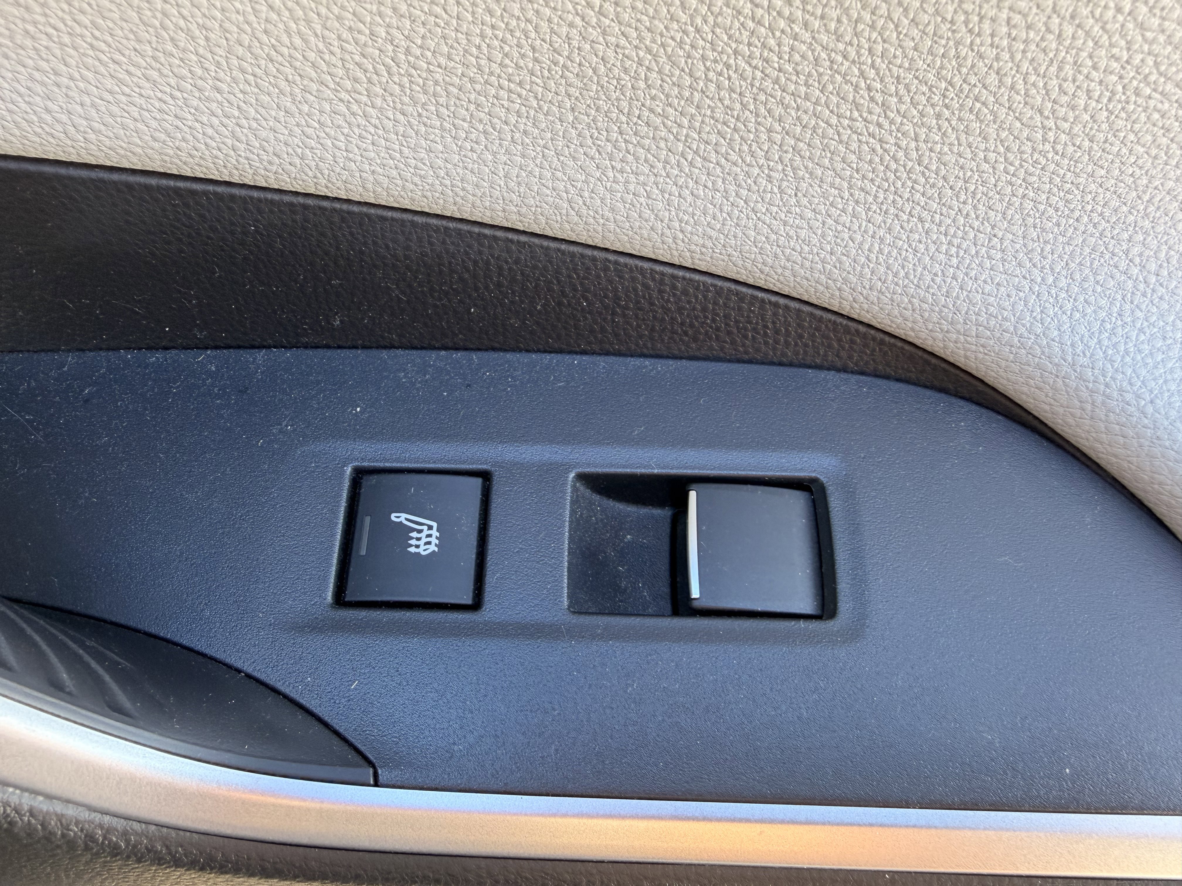 Used 2021 Toyota RAV4 Limited w/ Limited Grade Weather Package image 24