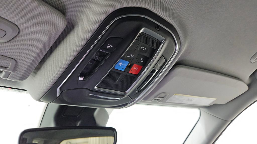 Used 2021 Jeep Grand Cherokee L Limited image 41