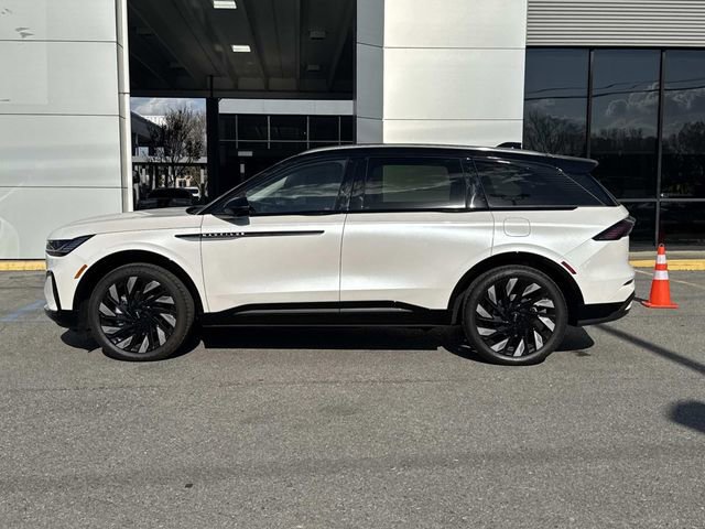 New 2026 Lincoln Nautilus Reserve w/ Jet Appearance Package AWD/4WD image 6