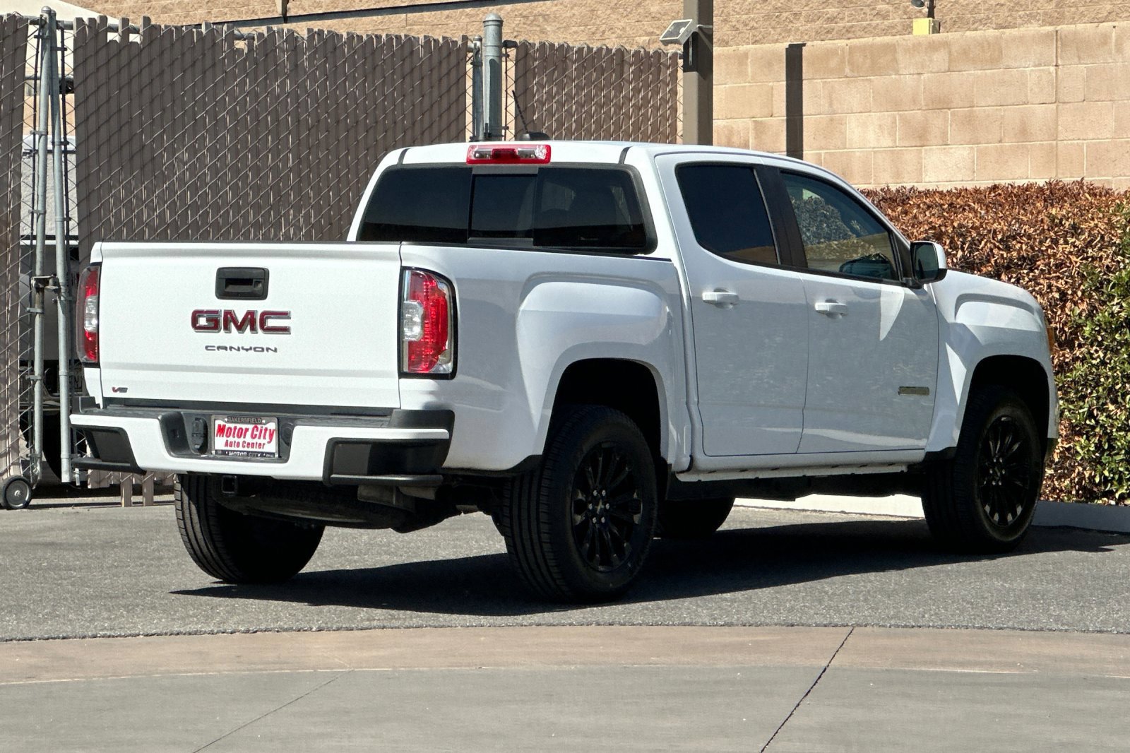 Certified 2022 GMC Canyon Elevation w/ Trailering Package RWD image 4