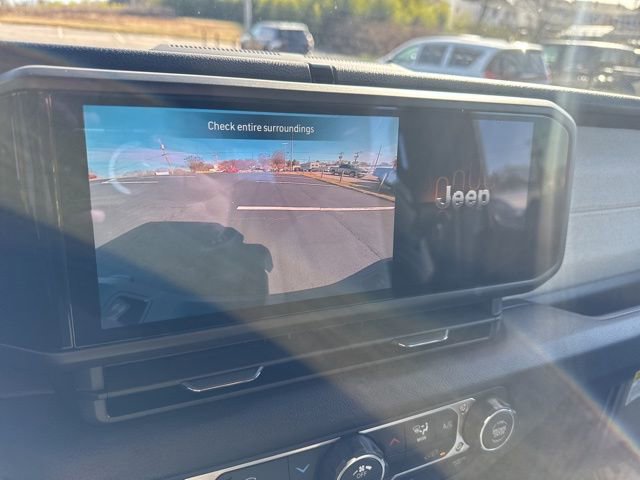 New 2026 Jeep Gladiator Sport image 18