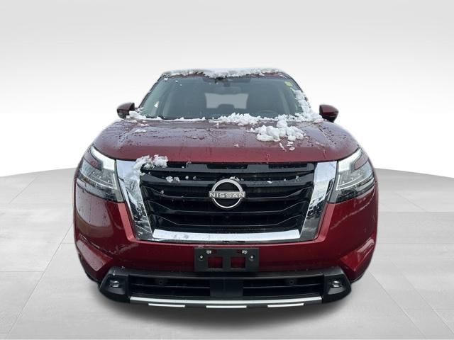 Used 2022 Nissan Pathfinder Platinum w/ Cargo Package image 11